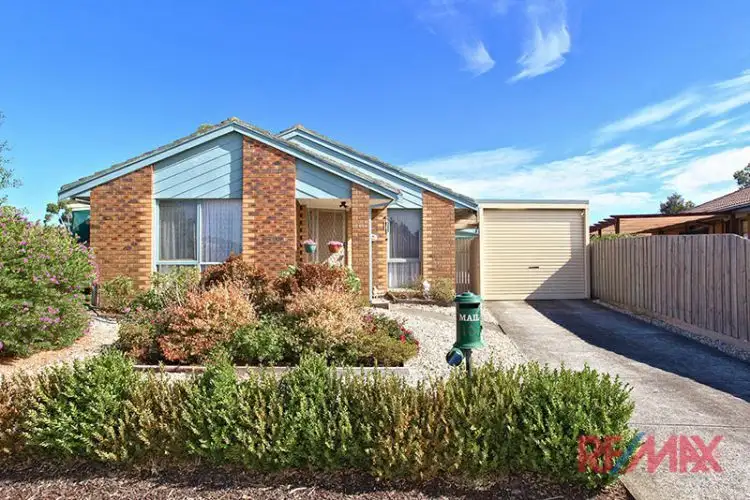 104 Nettle Drive, Hallam VIC 3803