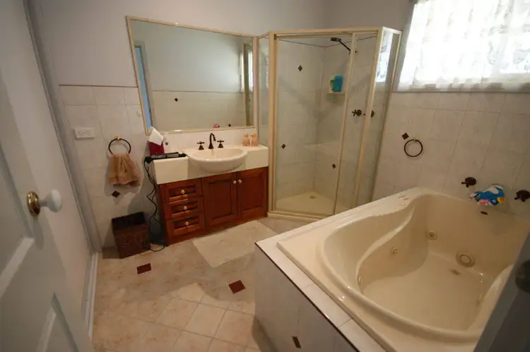 Fifth view of Homely house listing, 16 Francis Dr, Deniliquin NSW 2710