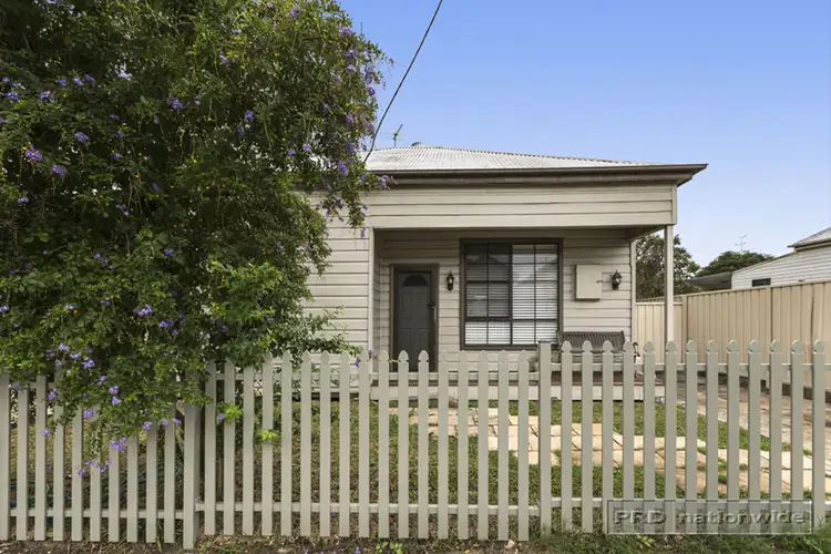 25 Omara Street, Mayfield East NSW 2304