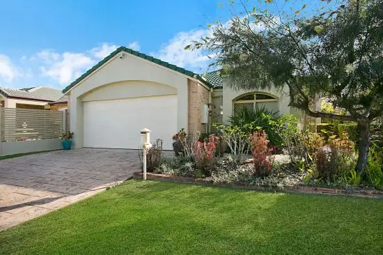 12 Hillsborough Close, Robina QLD 4226