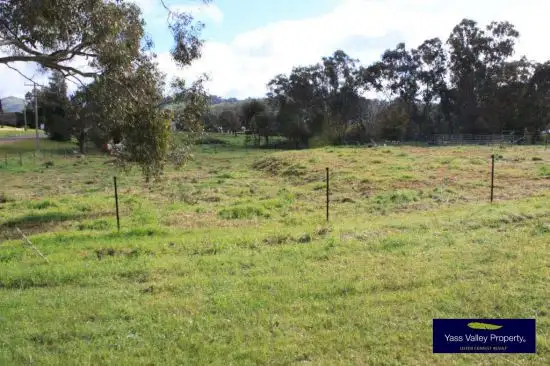 30 Stephens Street, Binalong NSW 2584