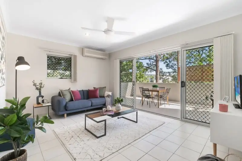 Main view of Homely unit listing, 3/45. Railway Avenue, Indooroopilly QLD 4068