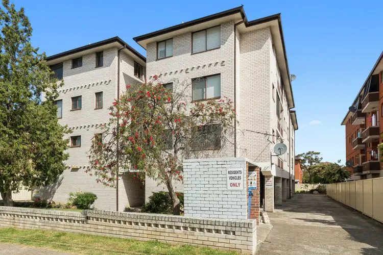 Main view of Homely unit listing, 14/33-35 Kenyon Street, Fairfield NSW 2165