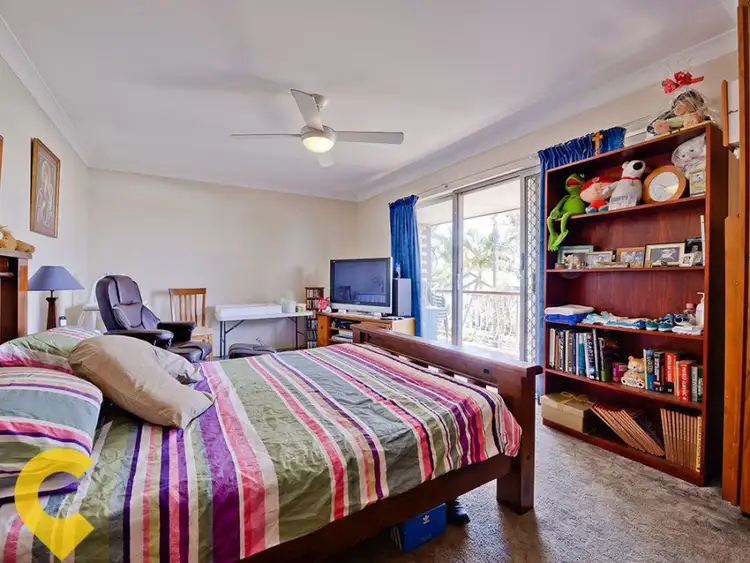Main view of Homely townhouse listing, 2/8 Louis Street, Annerley QLD 4103