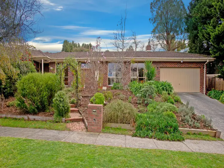 11 Darren Rise, Doncaster East VIC 3109