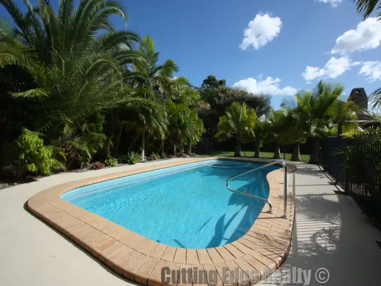 15 Gambier Crescent, Pacific Pines QLD 4211