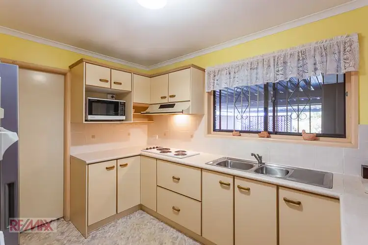 Seventh view of Homely house listing, 4 KENT COURT, Alexandra Hills QLD 4161