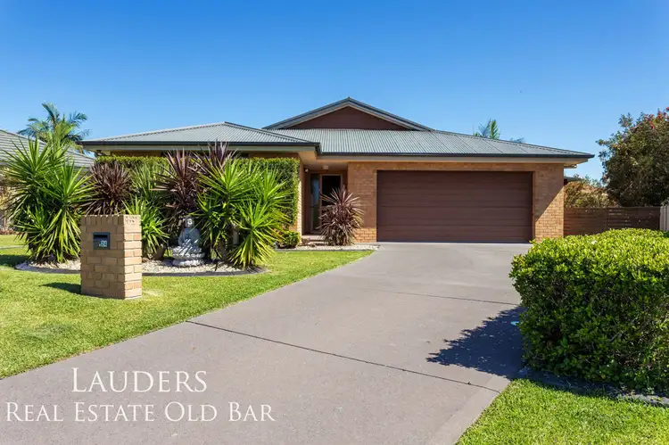 24 Ivy Crescent, Old Bar NSW 2430