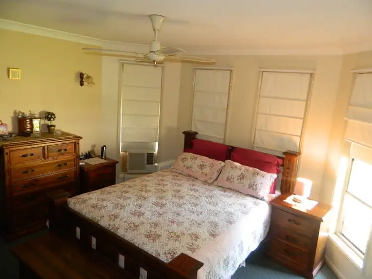 Sixth view of Homely house listing, 2 Quando Close, Yamanto QLD 4305