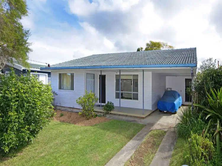 5 Springfield Road, Springfield NSW 2250