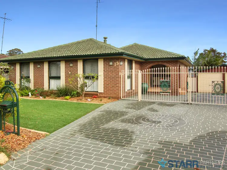 13 Farmview Drive, Cranebrook NSW 2749