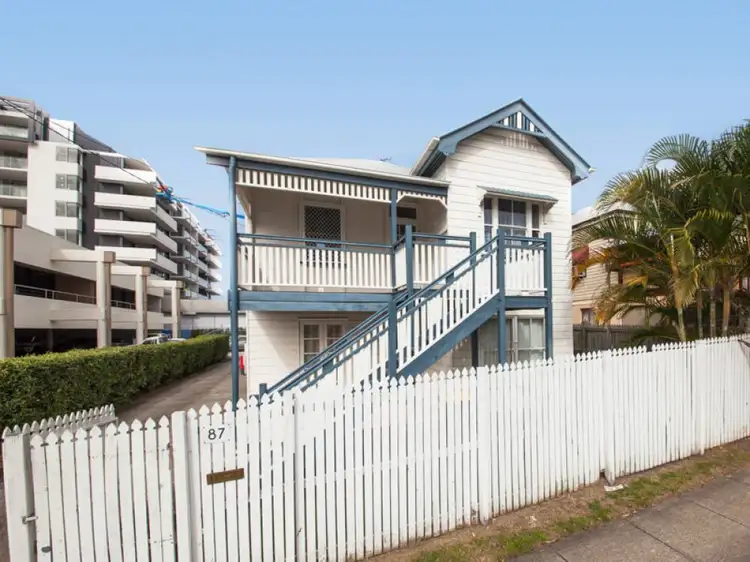 87 Qualtrough Street, Woolloongabba QLD 4102