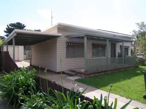 15 Carlton Crescent, Culburra Beach NSW 2540