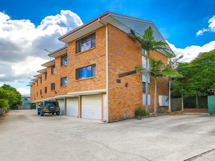 Main view of Homely townhouse listing, 2/32 Kuran Street, Chermside QLD 4032