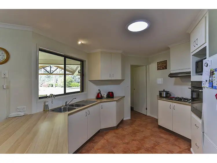 Third view of Homely house listing, 2 Greenway Court, Highfields QLD 4352