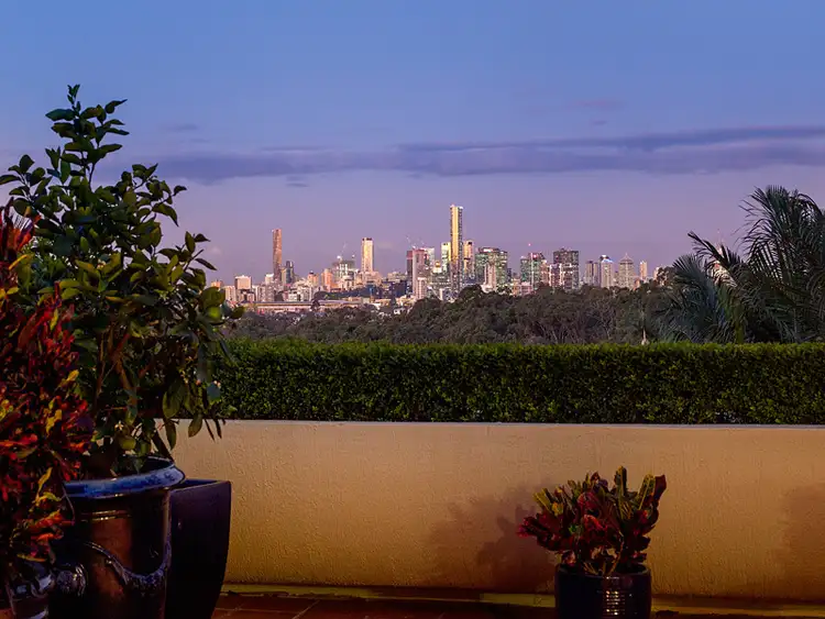 14/32 Tipuana Place, Bardon QLD 4065