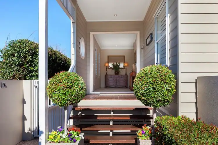 47 Fourth Avenue, Sandgate QLD 4017