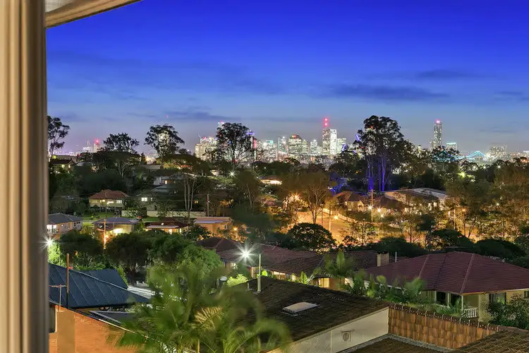 35 Indus Street, Camp Hill QLD 4152