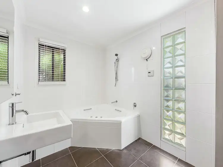 Third view of Homely house listing, 211 Gordon Pde, Manly QLD 4179