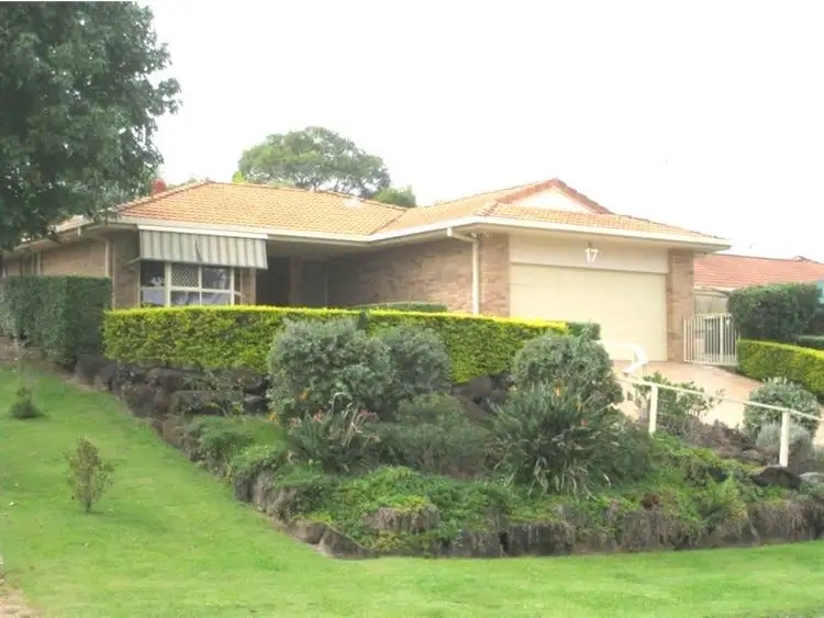 17 Cootharaba Drive, Helensvale QLD 4212