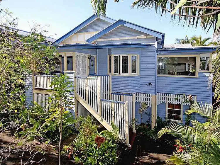 32 Akala St, Camp Hill QLD 4152