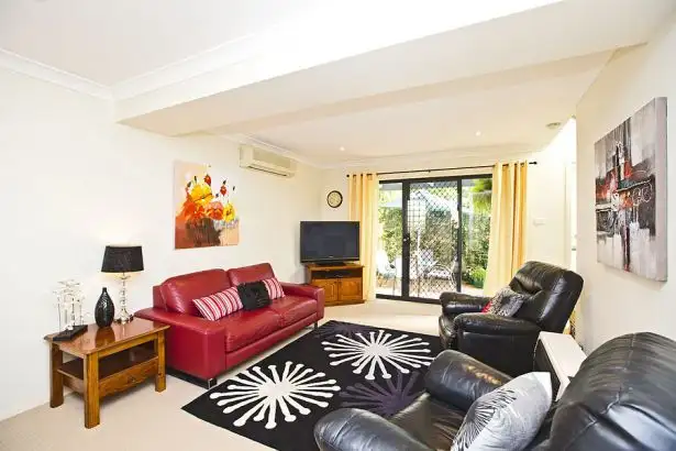 4/30-32 Martin Street, Warners Bay NSW 2282