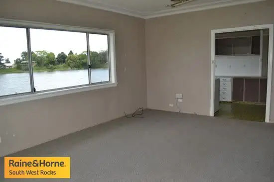 Fifth view of Homely house listing, 2 John St, Smithtown NSW 2440