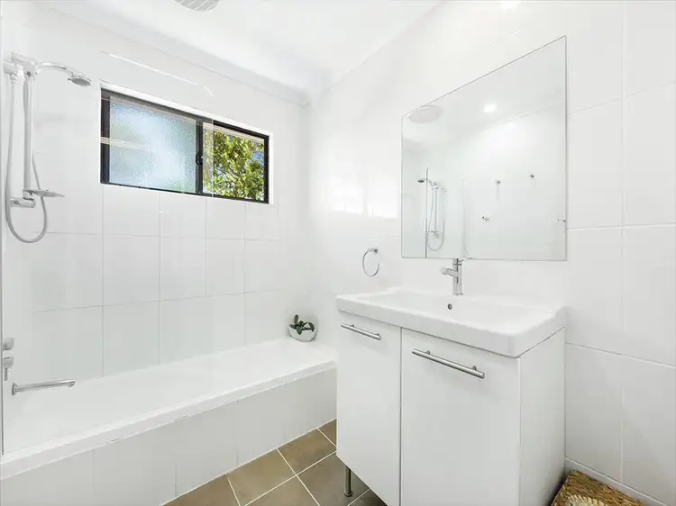 Sixth view of Homely house listing, 211 Gordon Pde, Manly QLD 4179