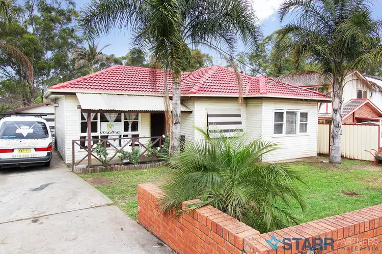 152 Richmond Road, Cambridge Park NSW 2747