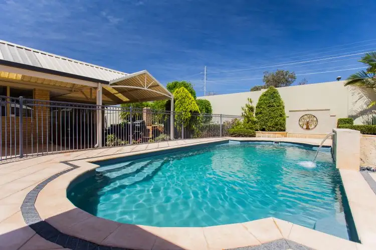 13 Capill Corner, Leeming WA 6149