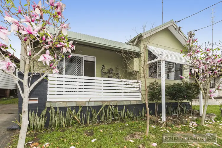 18 Mitchell Street, Tighes Hill NSW 2297