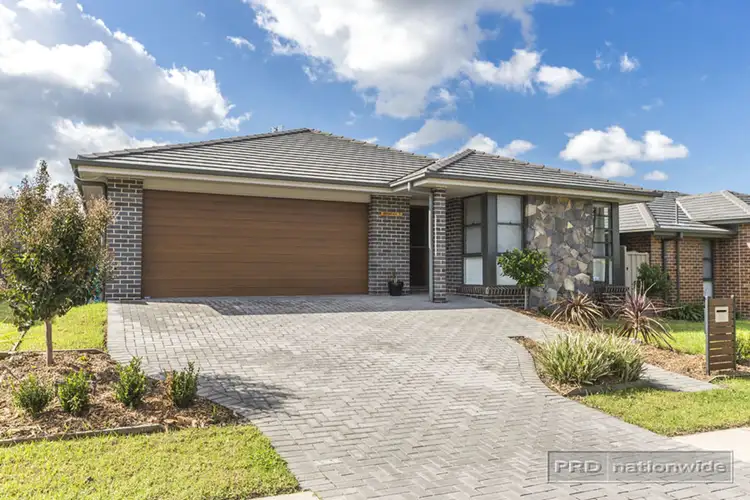 95 Blackwood Circuit, Cameron Park NSW 2285