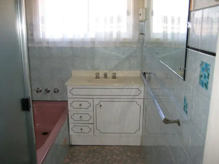 Seventh view of Homely house listing, 82 Swanport Road, Murray Bridge SA 5253