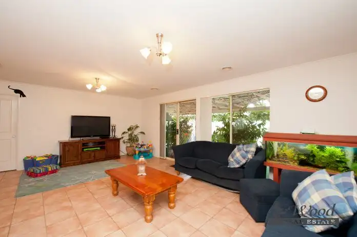 Seventh view of Homely house listing, 10 Newton Circuit, Thurgoona NSW 2640