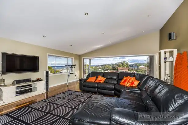 Sixth view of Homely house listing, 2 Vista Parade, Belmont NSW 2280