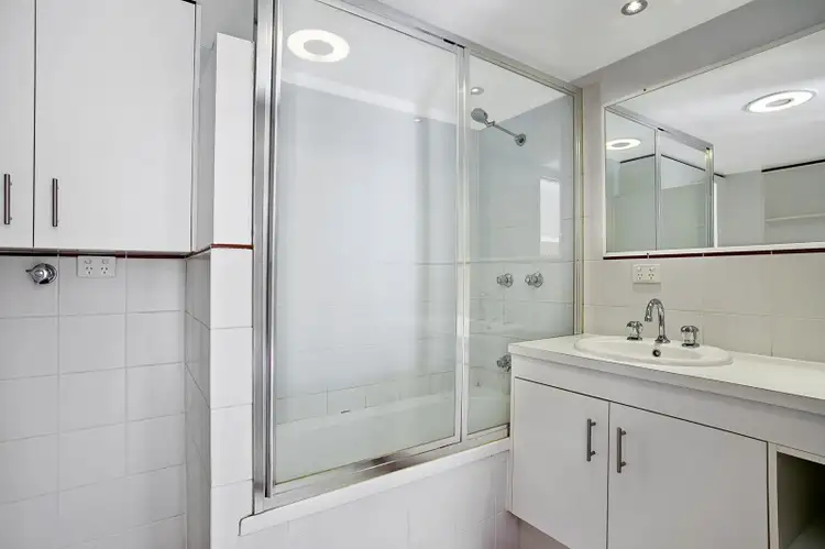 Fifth view of Homely unit listing, 5/31 Glen Road, Toowong QLD 4066