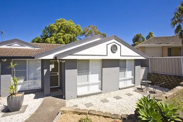 4 Canning Close, Tingira Heights NSW 2290