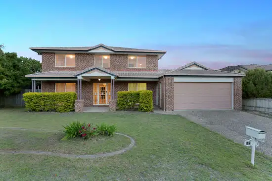 19 Strathaird Place, Parkinson QLD 4115