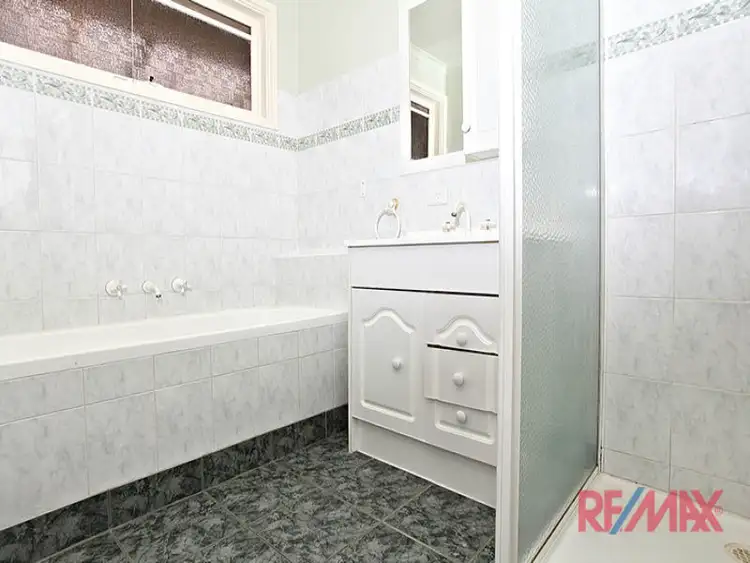 Seventh view of Homely house listing, 9 Aaran Close, Endeavour Hills VIC 3802