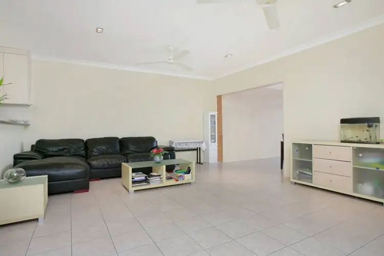 Fifth view of Homely villa listing, 8/190-194 Irene St, Mooroobool QLD 4870