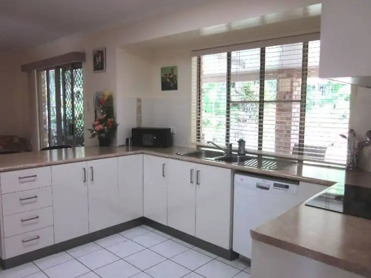 Third view of Homely house listing, 15 Lochmaben crt, Beaconsfield QLD 4740