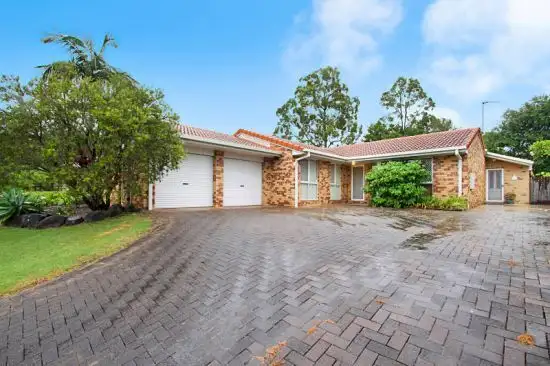 6 Tullamarine Dr, Robina QLD 4226