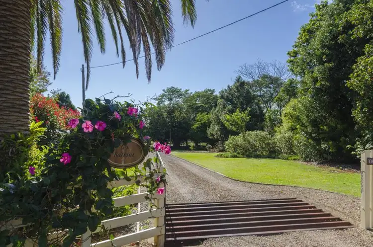 12 Moffitt Court, Maleny QLD 4552