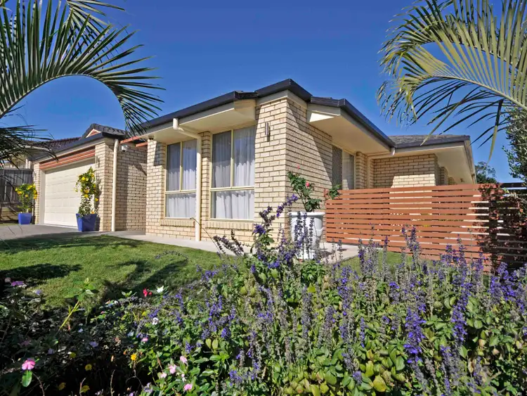 24 Bayberry Cres, Warner QLD 4500