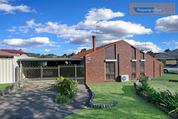 10 Windrush Circuit, St Clair NSW 2759