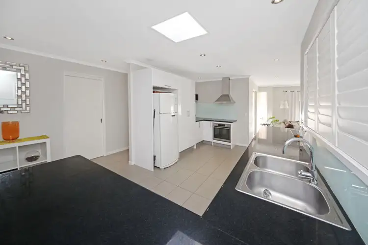 Fifth view of Homely house listing, 15 Michelle Cres, Wishart QLD 4122