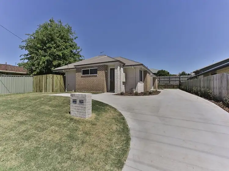 1/429 West Street, Darling Heights QLD 4350