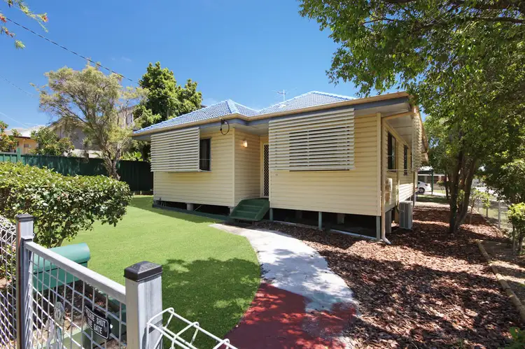 20 Welch Street, Clontarf QLD 4019