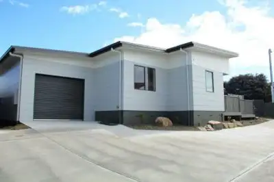 Main view of Homely villa listing, 3/8 Higson Street, Midway Point TAS 7171