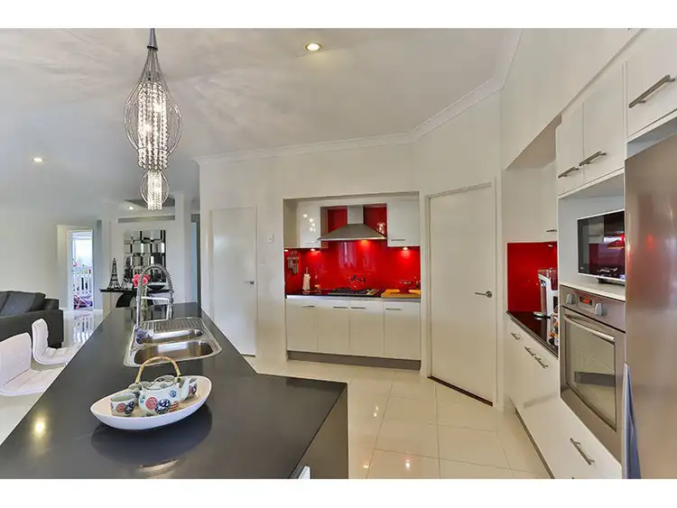 Second view of Homely house listing, 68 Wood Drive, Middle Ridge QLD 4350